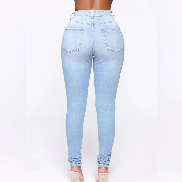 Stylish Light Blue Distressed Women Jeans - Picture 5 of 5